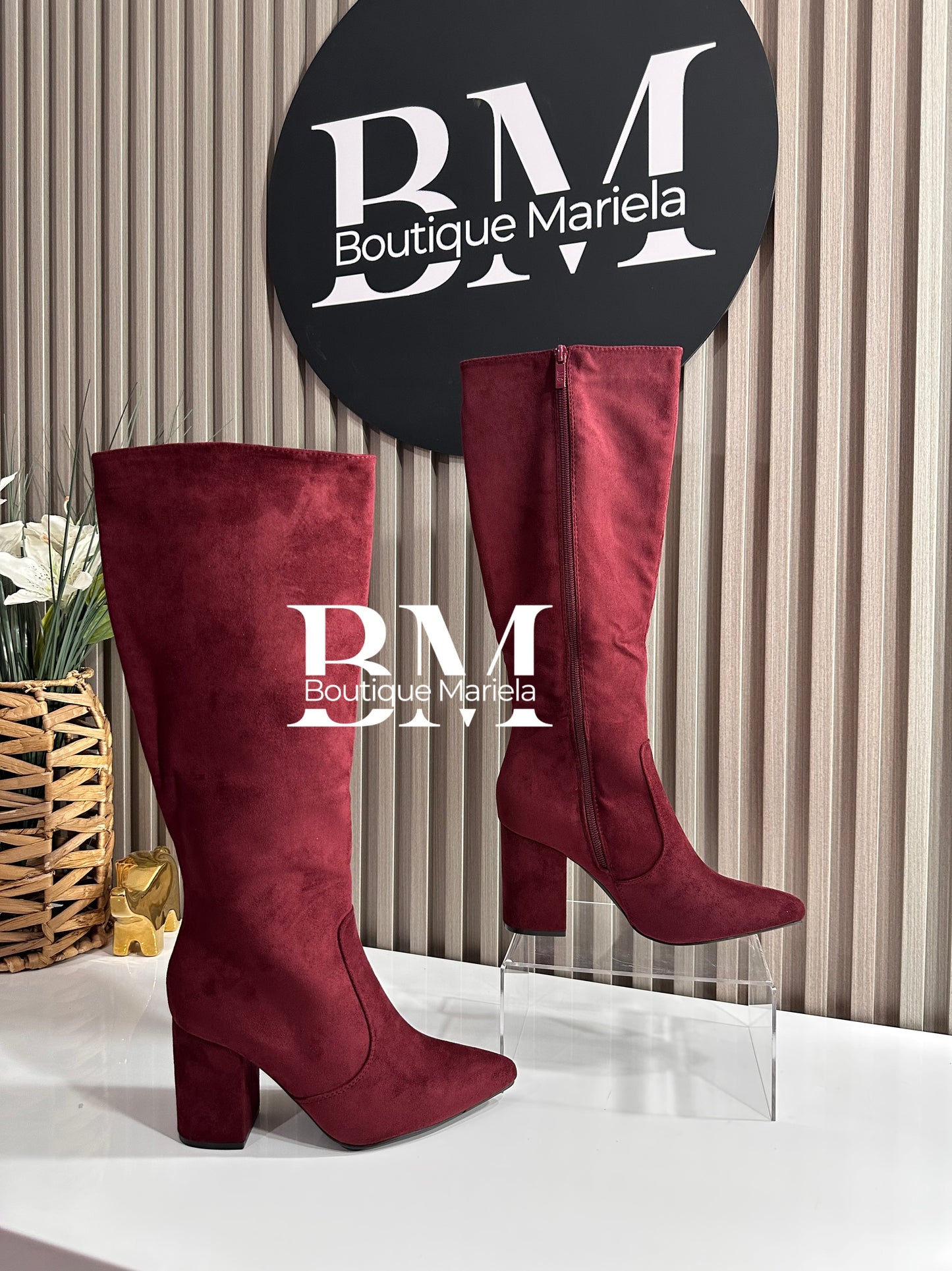 Botas Lisas Burdeo
