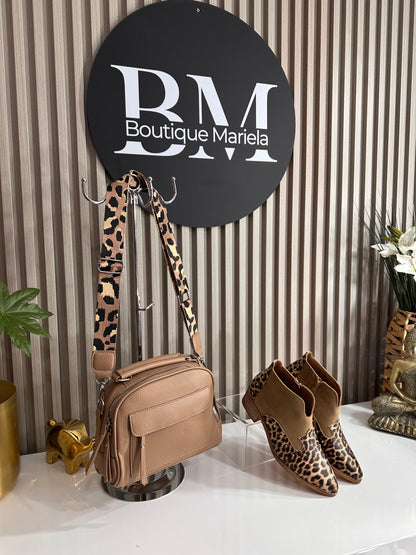 Cartera Camel print