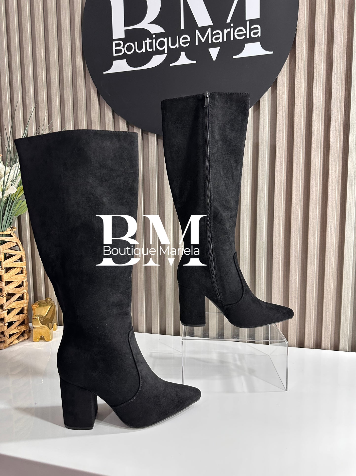 Botas Lisas Negras