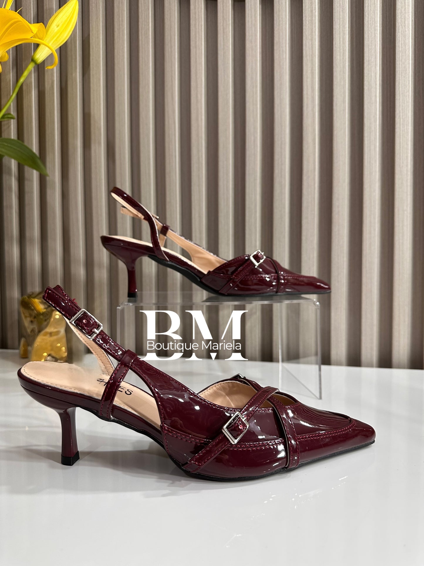 Stilettos Hebillas Burdeo