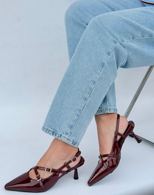 Stilettos Correas Burdeo