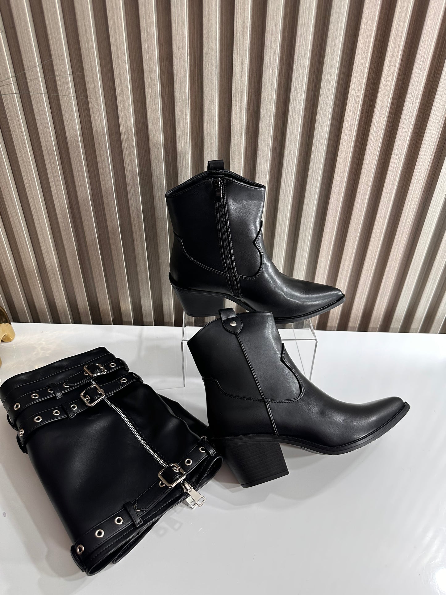 Botas Correas 2 en 1