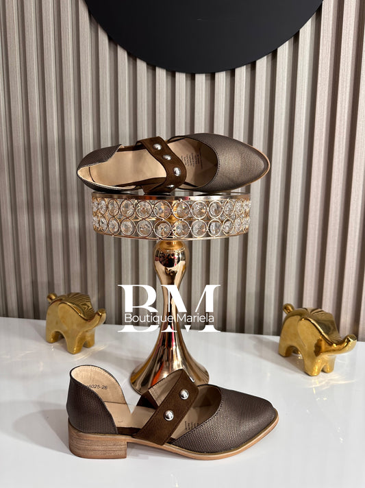 Sandalias Correa tachas