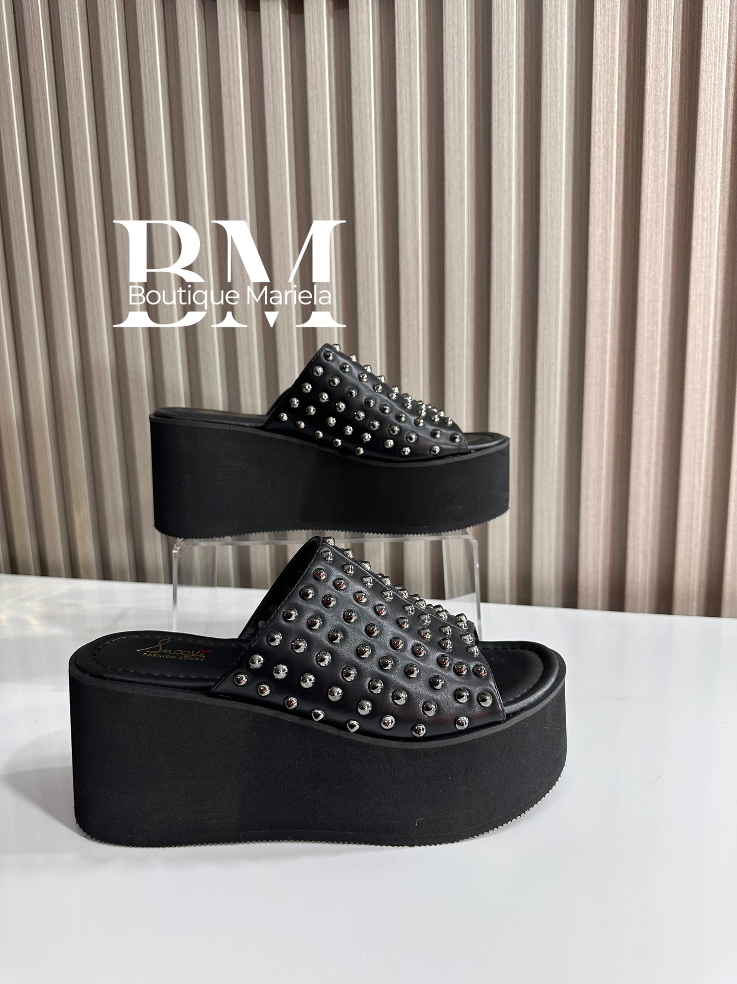 Sandalias Plataforma Tachas Negro