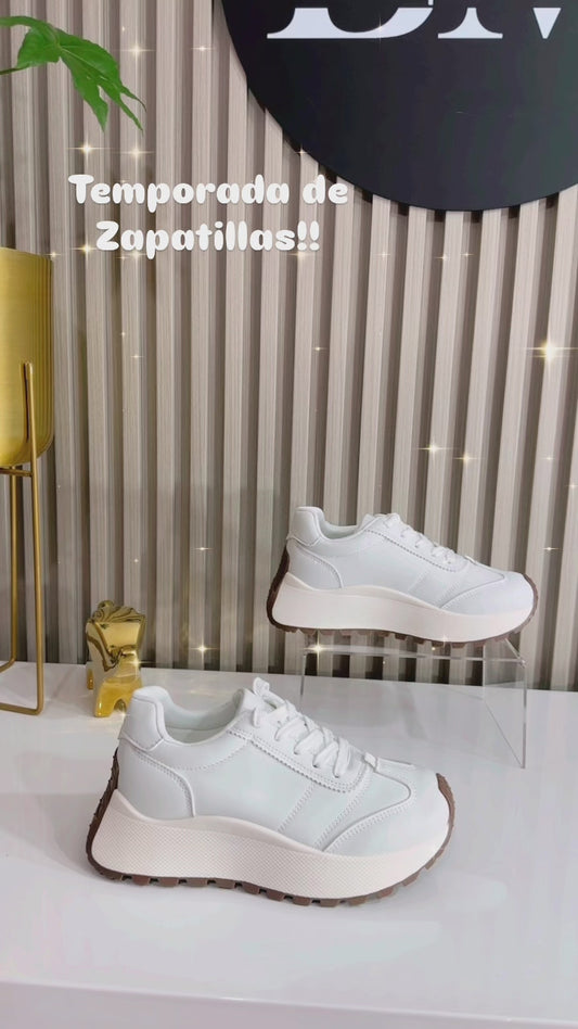 Zapatillas eco cuero blancas